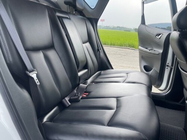 NISSAN日產 TIIDA  第14張相片