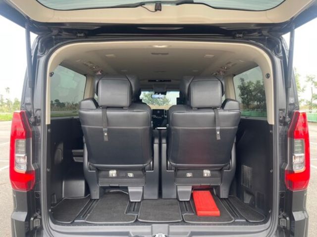 TOYOTA豐田 GRANVIA  第8張相片