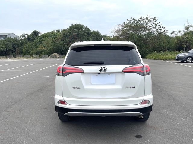 TOYOTA豐田 RAV4  第29張相片