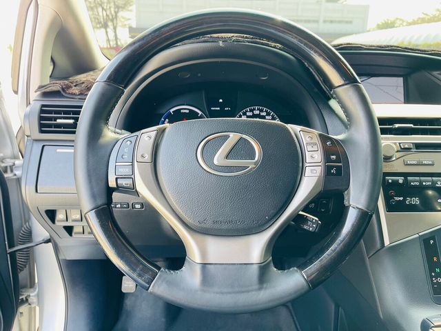 LEXUS凌志 RX450H  第7張相片