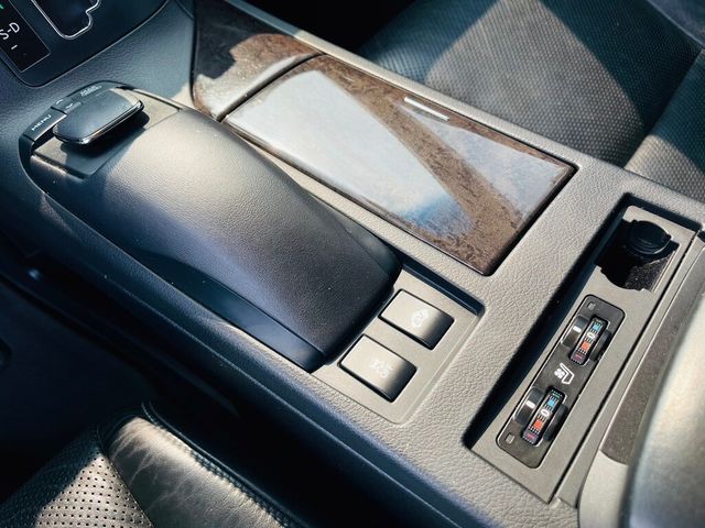 LEXUS凌志 RX450H  第11張相片