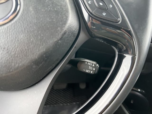 TOYOTA豐田 C-HR  第9張相片