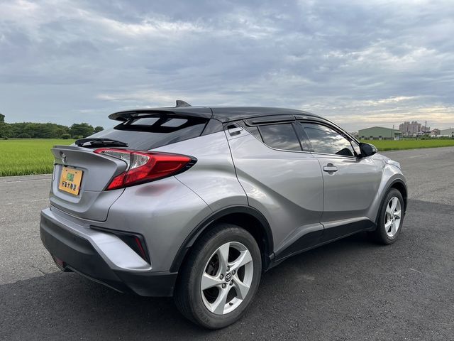 TOYOTA豐田 C-HR  第18張相片