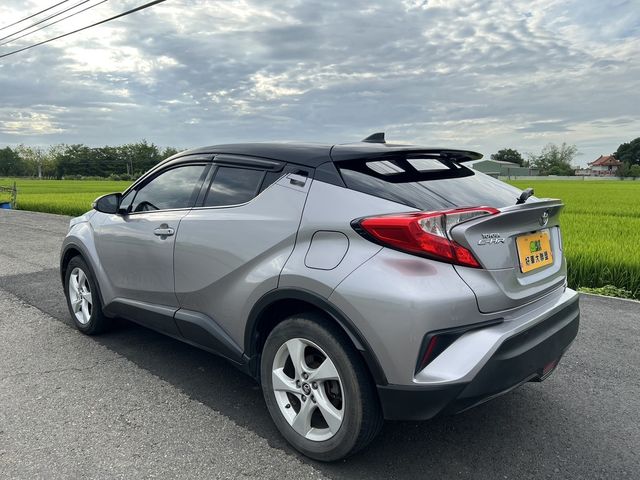 TOYOTA豐田 C-HR  第19張相片