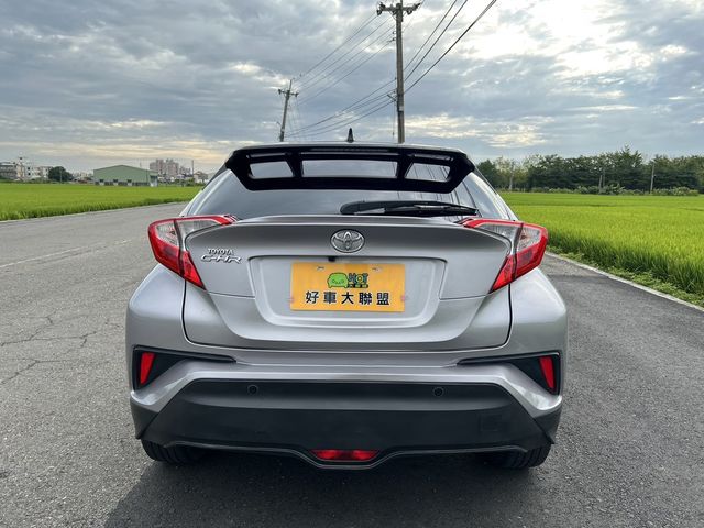 TOYOTA豐田 C-HR  第20張相片