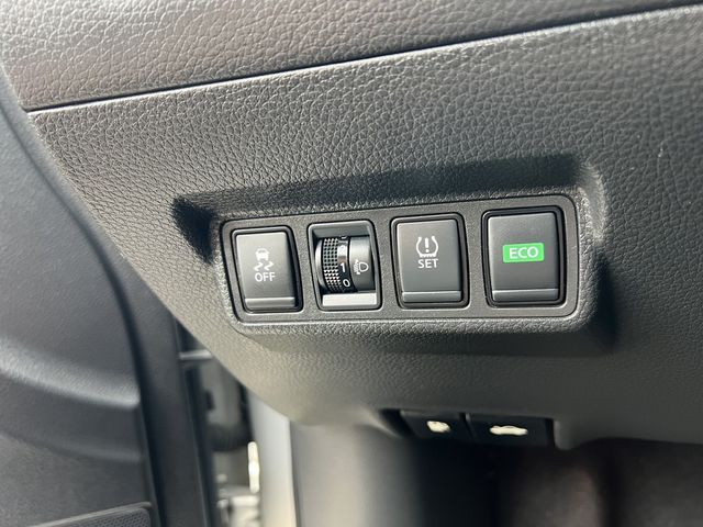 NISSAN日產 SENTRA  第13張相片