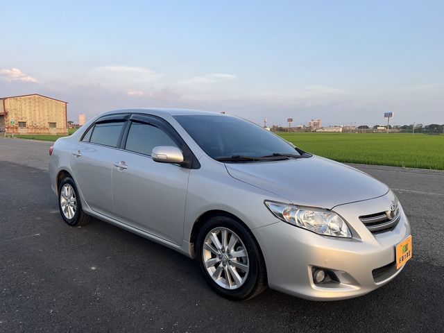 TOYOTA豐田 ALTIS  第2張相片