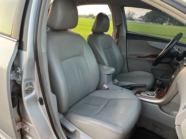 TOYOTA豐田 ALTIS  第8張相片