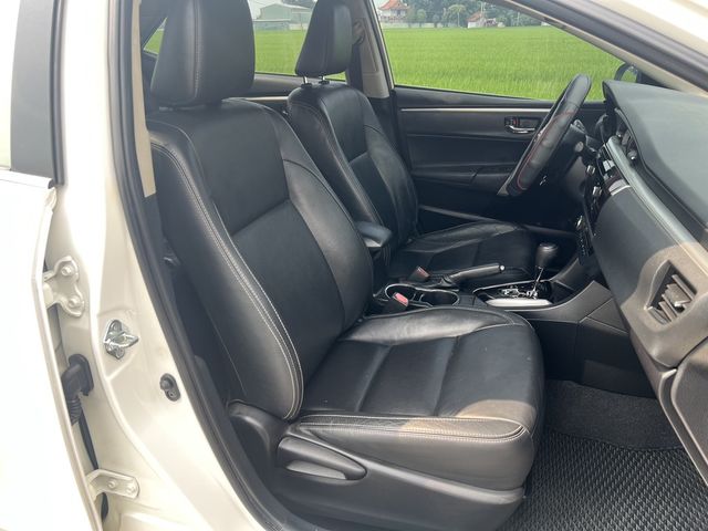 TOYOTA豐田 ALTIS  第8張相片