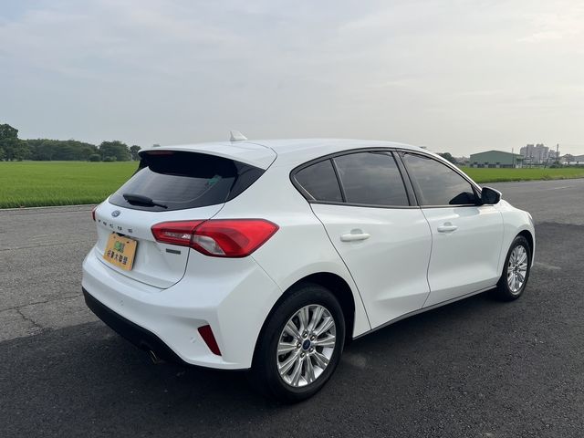 FORD福特 FOCUS ST  第18張相片