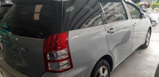 TOYOTA豐田 WISH  第7張相片
