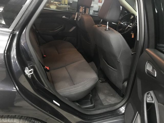 FORD福特 FOCUS  第7張相片