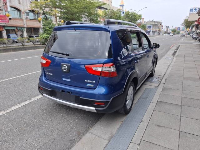NISSAN日產 LIVINA  第2張相片