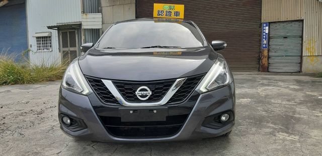 NISSAN日產 TIIDA  第2張相片