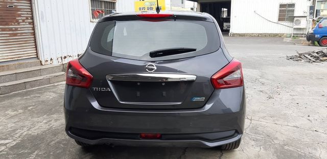 NISSAN日產 TIIDA  第4張相片