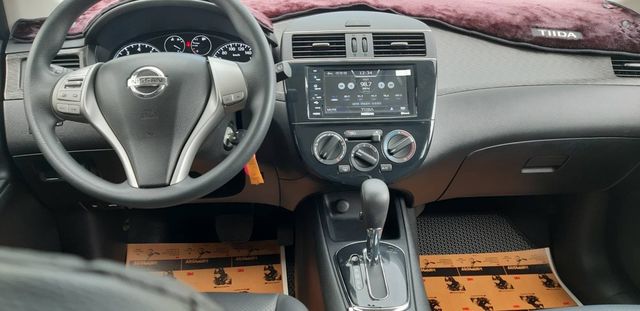 NISSAN日產 TIIDA  第5張相片