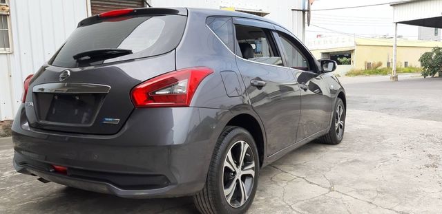 NISSAN日產 TIIDA  第6張相片
