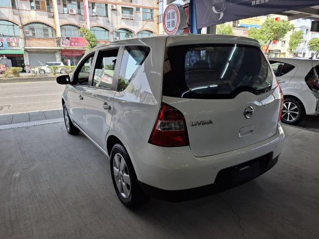 NISSAN日產 LIVINA  第7張相片