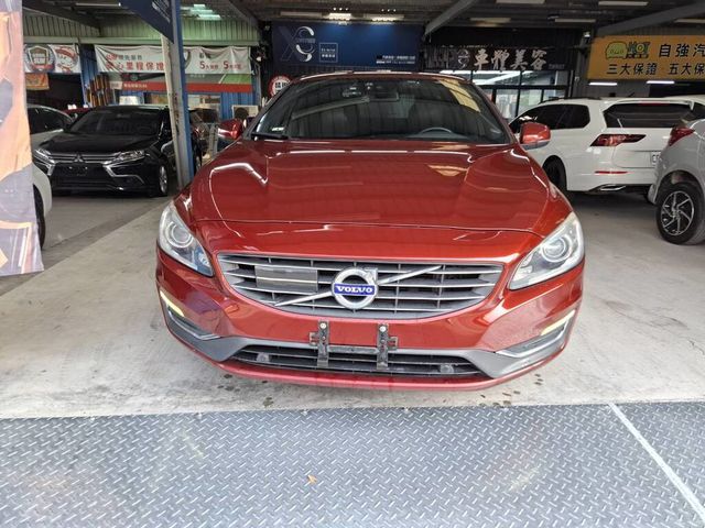 VOLVO富豪 S60  第1張相片