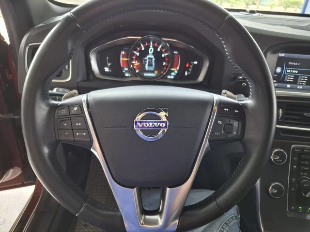 VOLVO富豪 S60  第11張相片