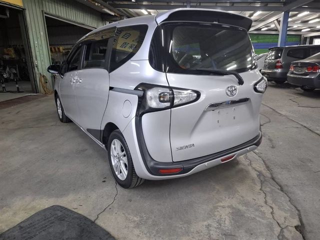 TOYOTA豐田 SIENTA  第2張相片