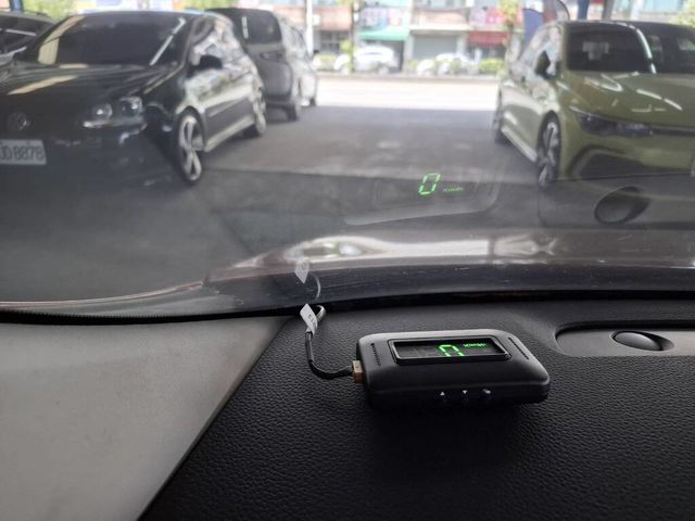 NISSAN日產 TIIDA  第14張相片