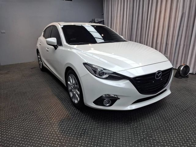 MAZDA馬自達 MAZDA 3  第5張相片