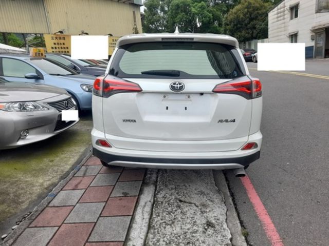 TOYOTA豐田 RAV4  第4張相片