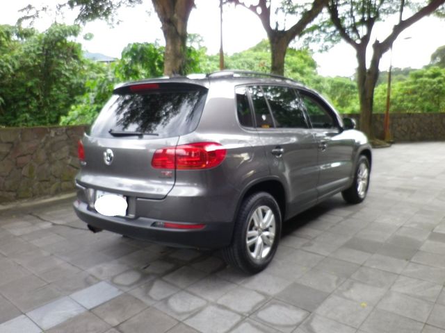 VOLKSWAGEN福斯 TIGUAN  第2張相片