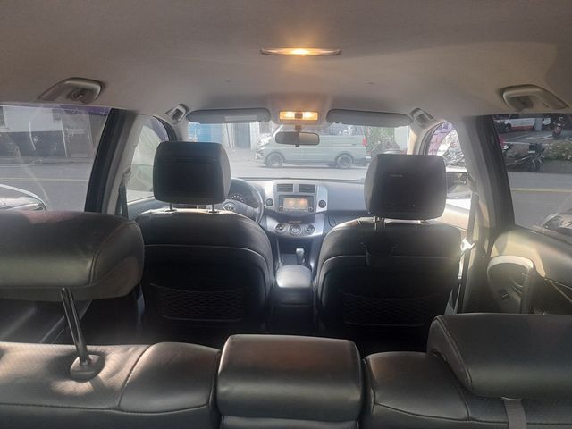 TOYOTA豐田 RAV4  第9張相片