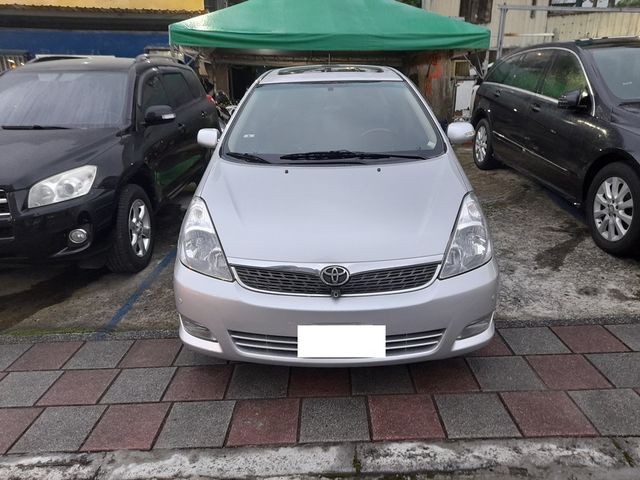 TOYOTA豐田 WISH  第5張相片