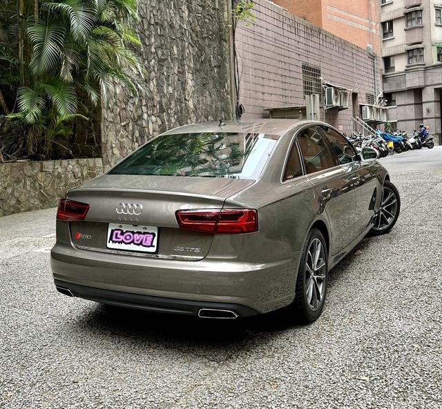 AUDI奧迪 A6  第2張相片