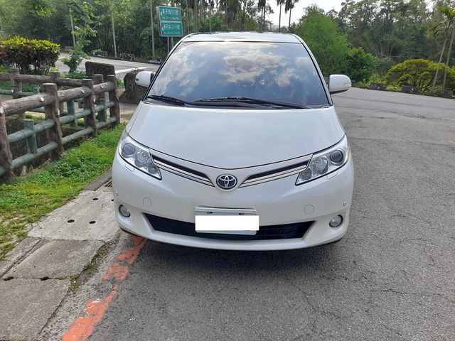 TOYOTA豐田 PREVIA  第3張相片