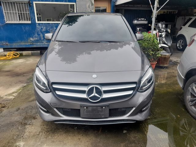 M-BENZ賓士 B180  第3張相片