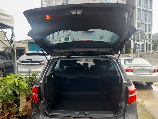 M-BENZ賓士 B180  第16張相片