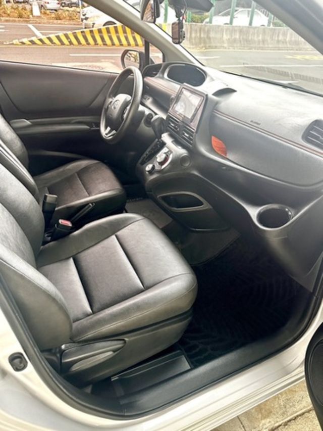 TOYOTA豐田 SIENTA  第10張相片