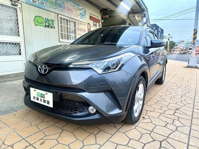 TOYOTA豐田 C-HR  第1張相片