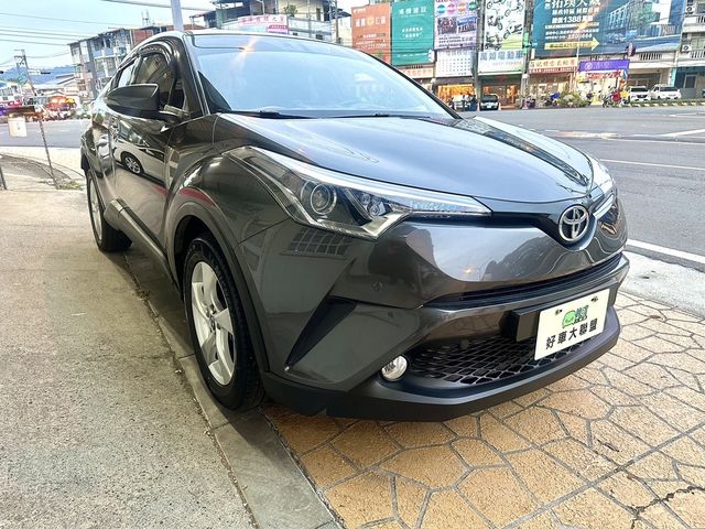 TOYOTA豐田 C-HR  第5張相片