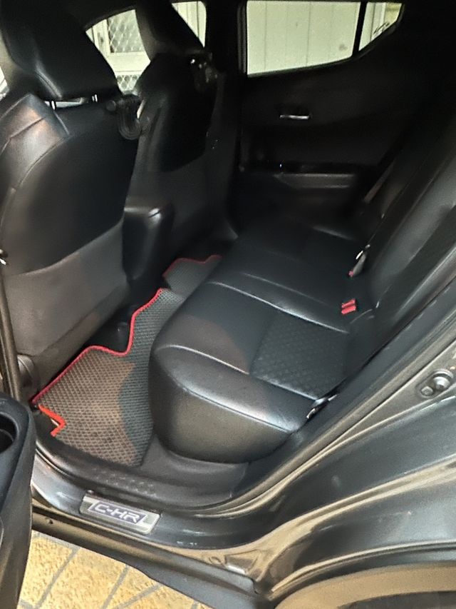 TOYOTA豐田 C-HR  第9張相片