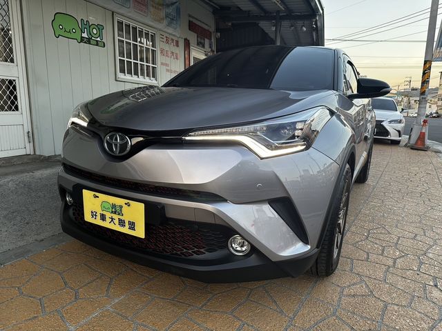 TOYOTA豐田 C-HR  第3張相片