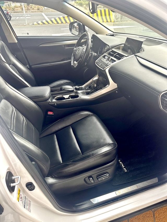 LEXUS凌志 NX200  第10張相片