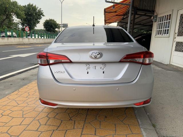 TOYOTA豐田 VIOS  第3張相片