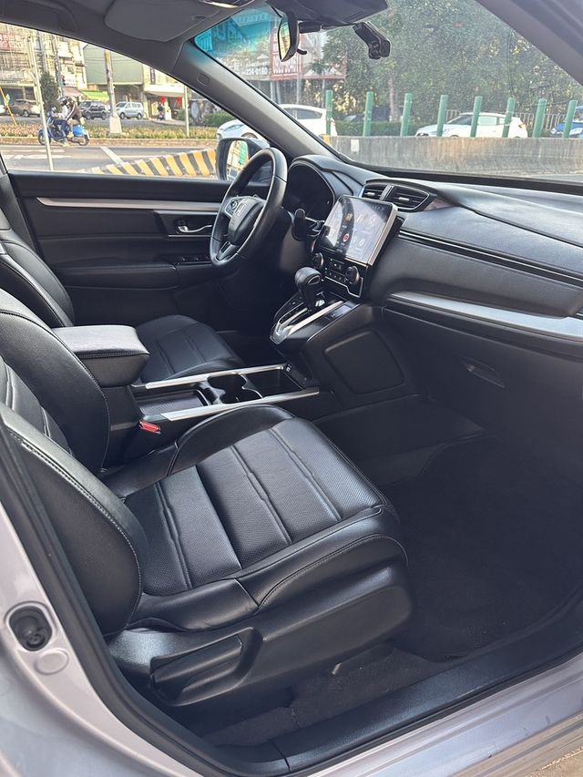 HONDA本田 CR-V  第10張相片