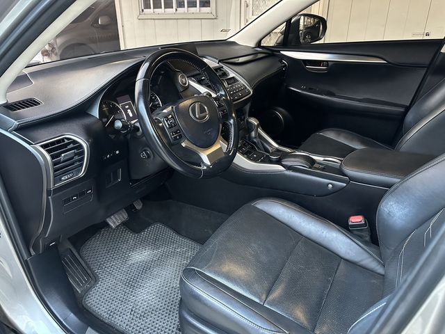 LEXUS凌志 NX200T  第7張相片