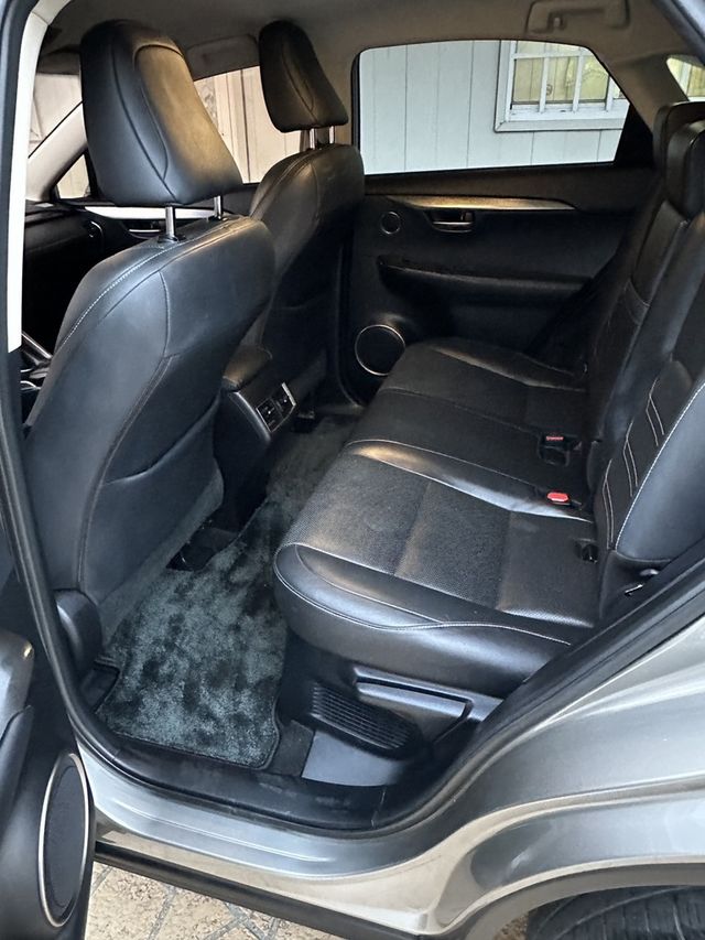 LEXUS凌志 NX200T  第8張相片