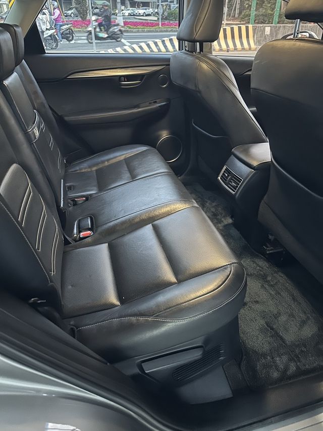 LEXUS凌志 NX200T  第9張相片