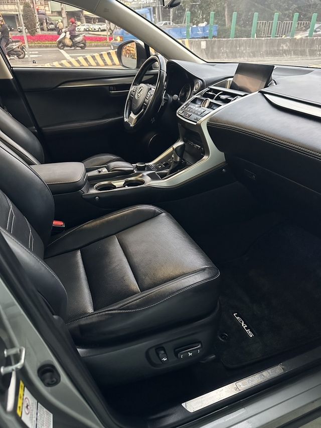 LEXUS凌志 NX200T  第10張相片