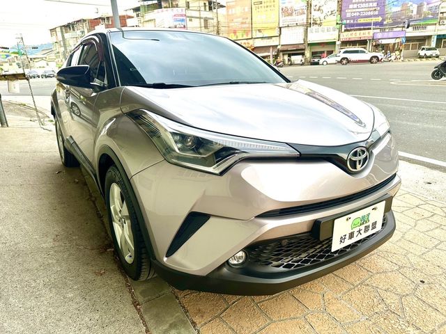 TOYOTA豐田 C-HR  第5張相片