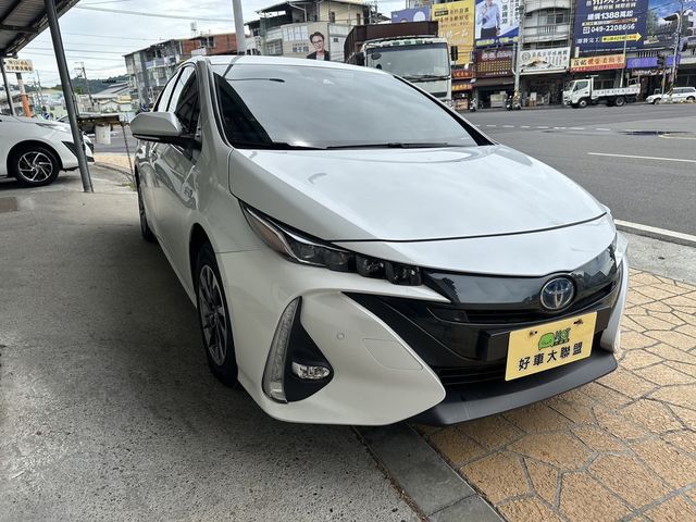 TOYOTA豐田 PRIUS PHV  第4張相片