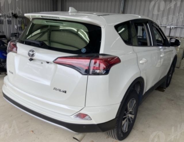 TOYOTA豐田 RAV4  第2張相片